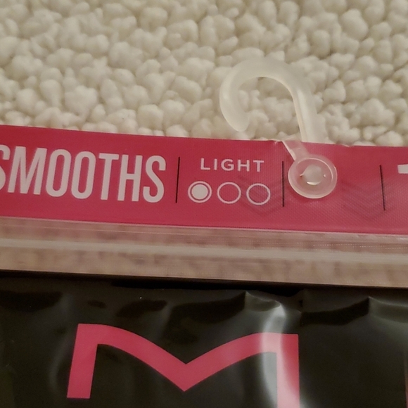 Maidenform Cool Comfort NWT Thigh Slimmer 502, 04, 05, 21 - Picture 3 of 5